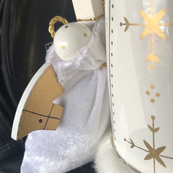 Nutcracker Snowflake Holiday Decor - Picture 13 of 13